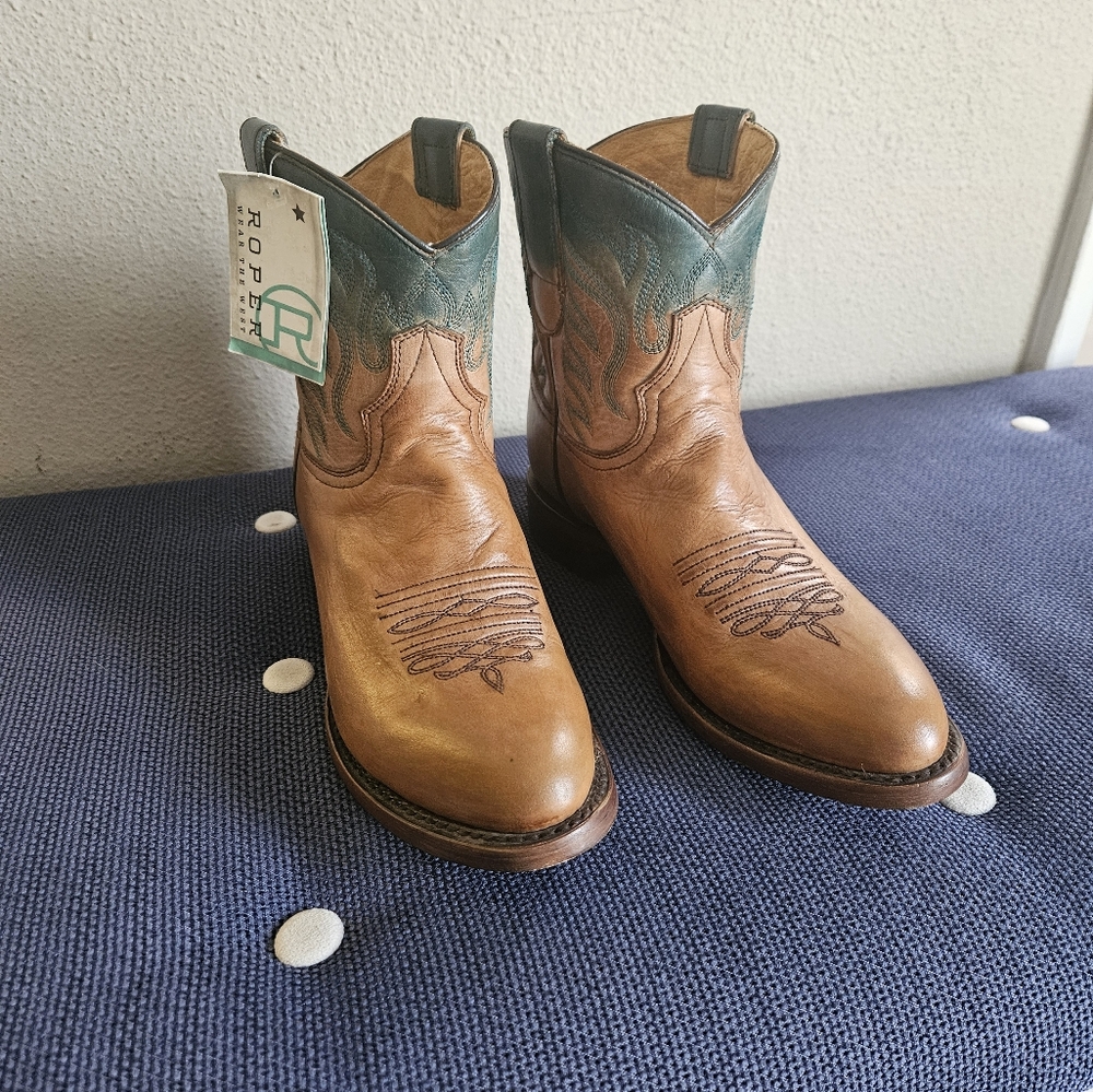 ROPER Boots- Short- NWT
